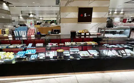 西武池袋店 内観