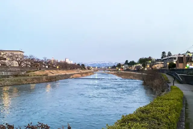 石川県金沢市の犀川